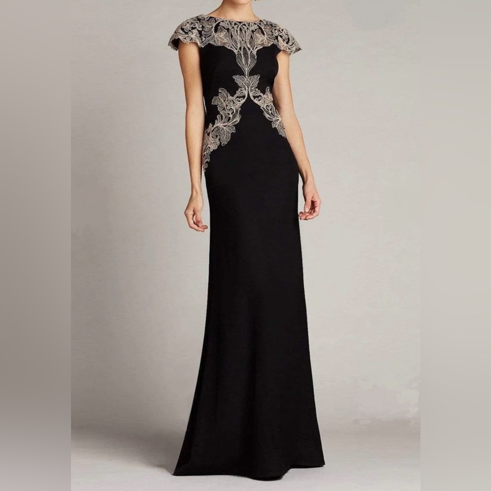 Designer Tadashi Shioji Black Cap Sleeve Embroidered Formal Gown Size 16
